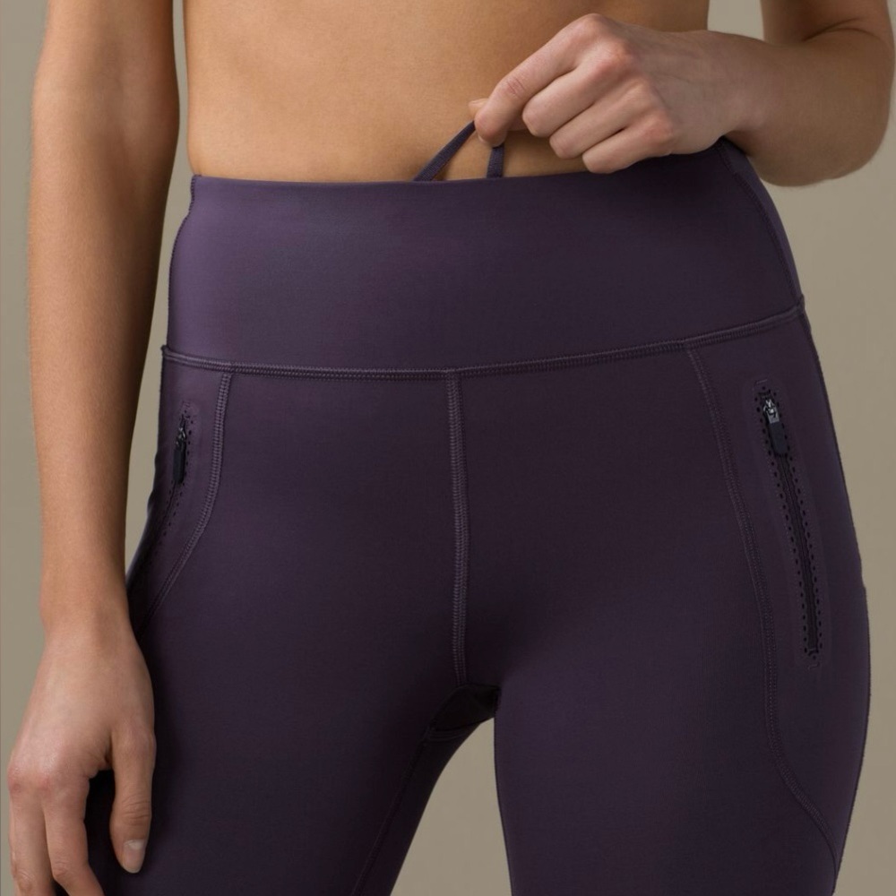 Lululemon Invigorate 7/8 Tight (25") - Picture 3 of 14